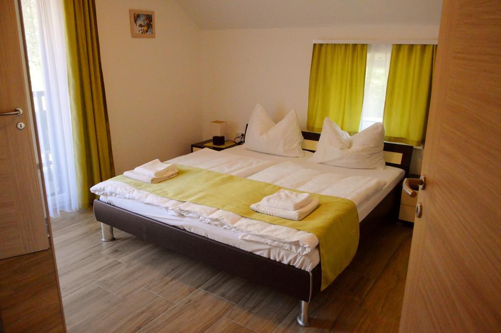 Turisticna Kmetija Cebelji Gradic Apartment Rogasovci Exterior photo