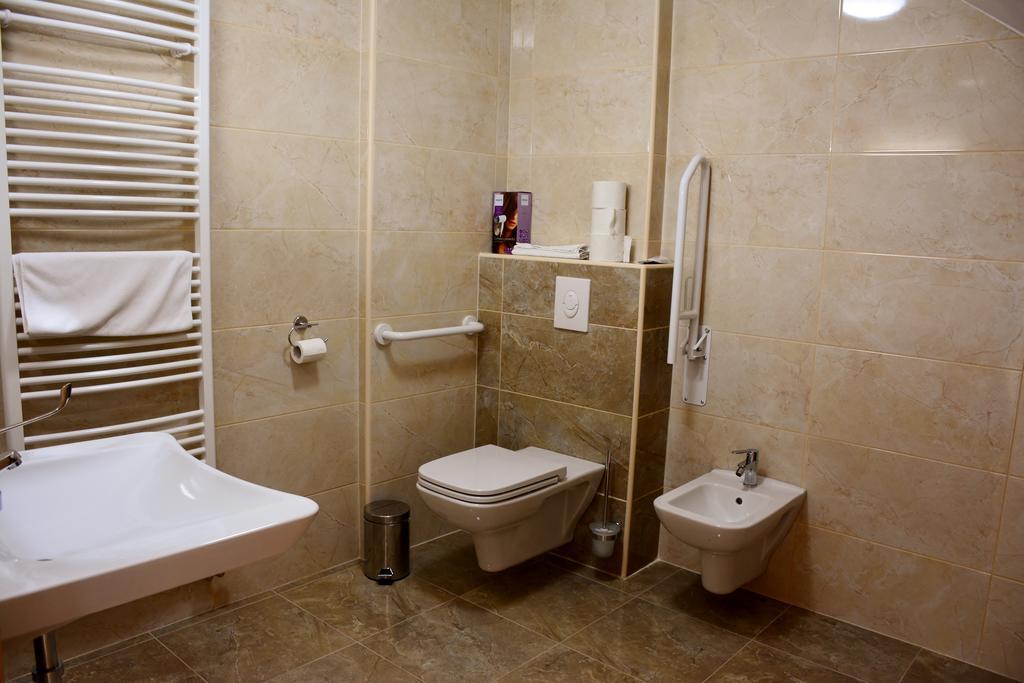 Turisticna Kmetija Cebelji Gradic Apartment Rogasovci Exterior photo